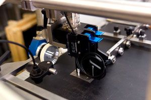 Термоструйное печатающее устройство станции сериализации